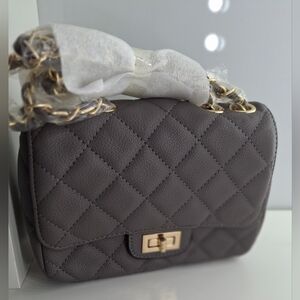 Isabelle Gray Quilted Shoulder Bag Adjustable Gold Chain Strap NWT